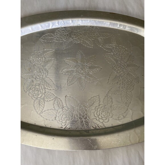 Vintage Lehman Hand Forged Aluminum Oval Serving Tray Flowers 17.75" x 11.75" - Picture 2 of 8